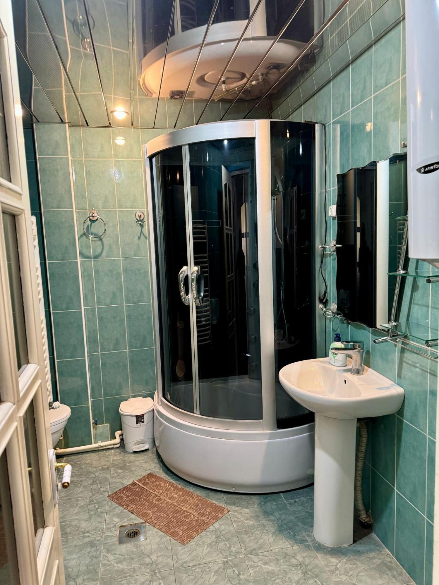 Guesthouses Opera Ереван Екстериор снимка